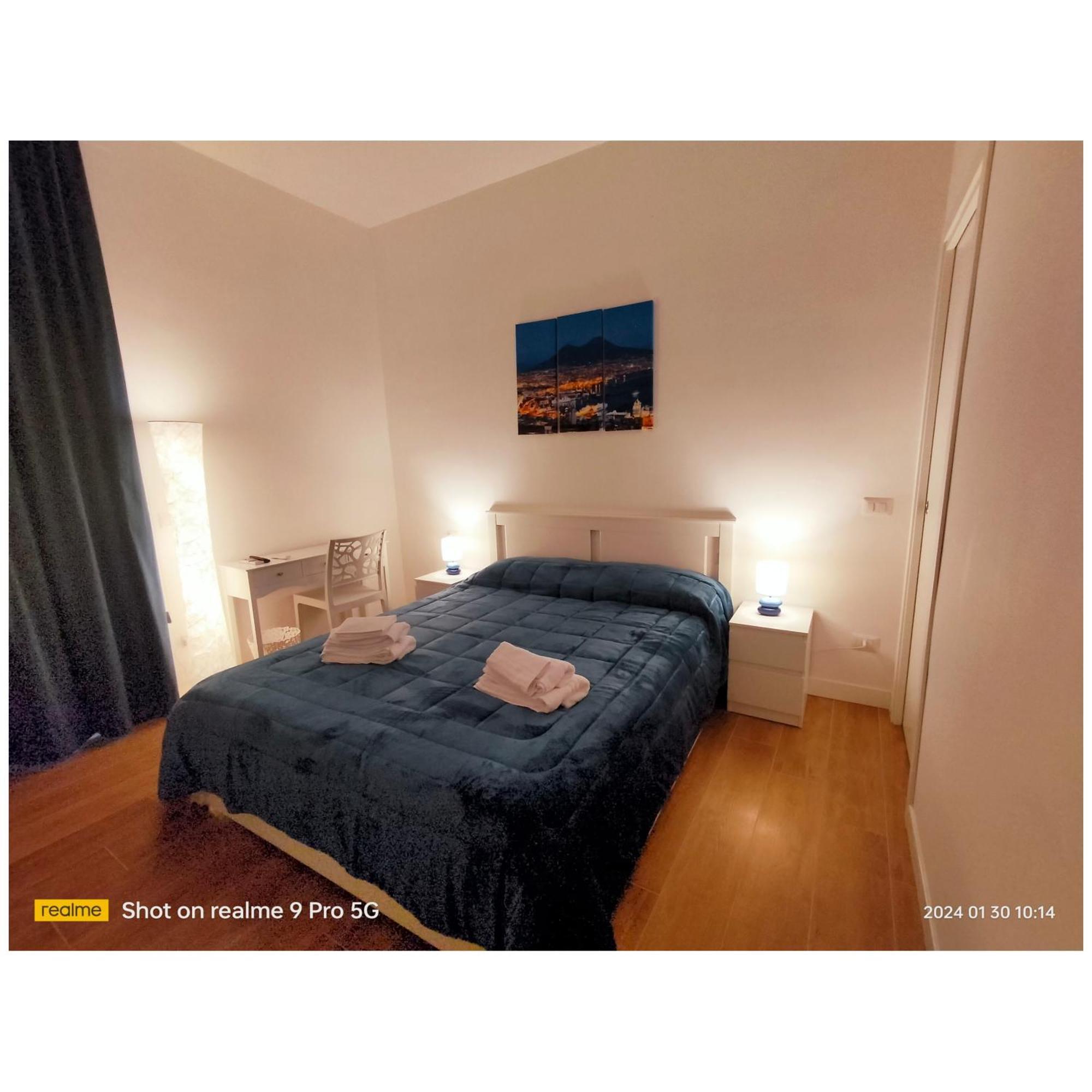 Le Follie Parthenopee Bed & Breakfast เนเปิลส์ ภายนอก รูปภาพ